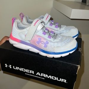 Under Armour GPS Assert 9 AC